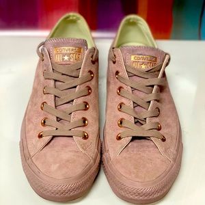 ConverseChuckTaylor Suede Burnished Lilac RoseGold
